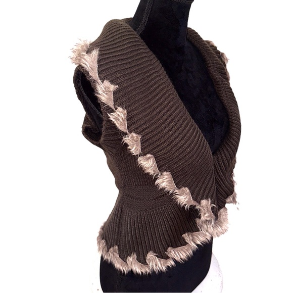 VTG Y2K Cache Cardigan Sweater Vest Womens Small Faux Fur Trim Brown Shag - Picture 2 of 12